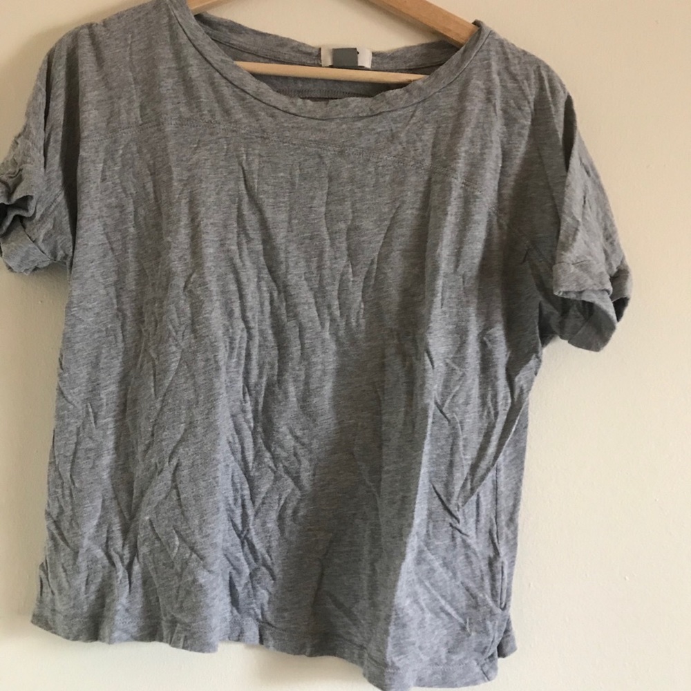 Old Navy Basic Gray Tee